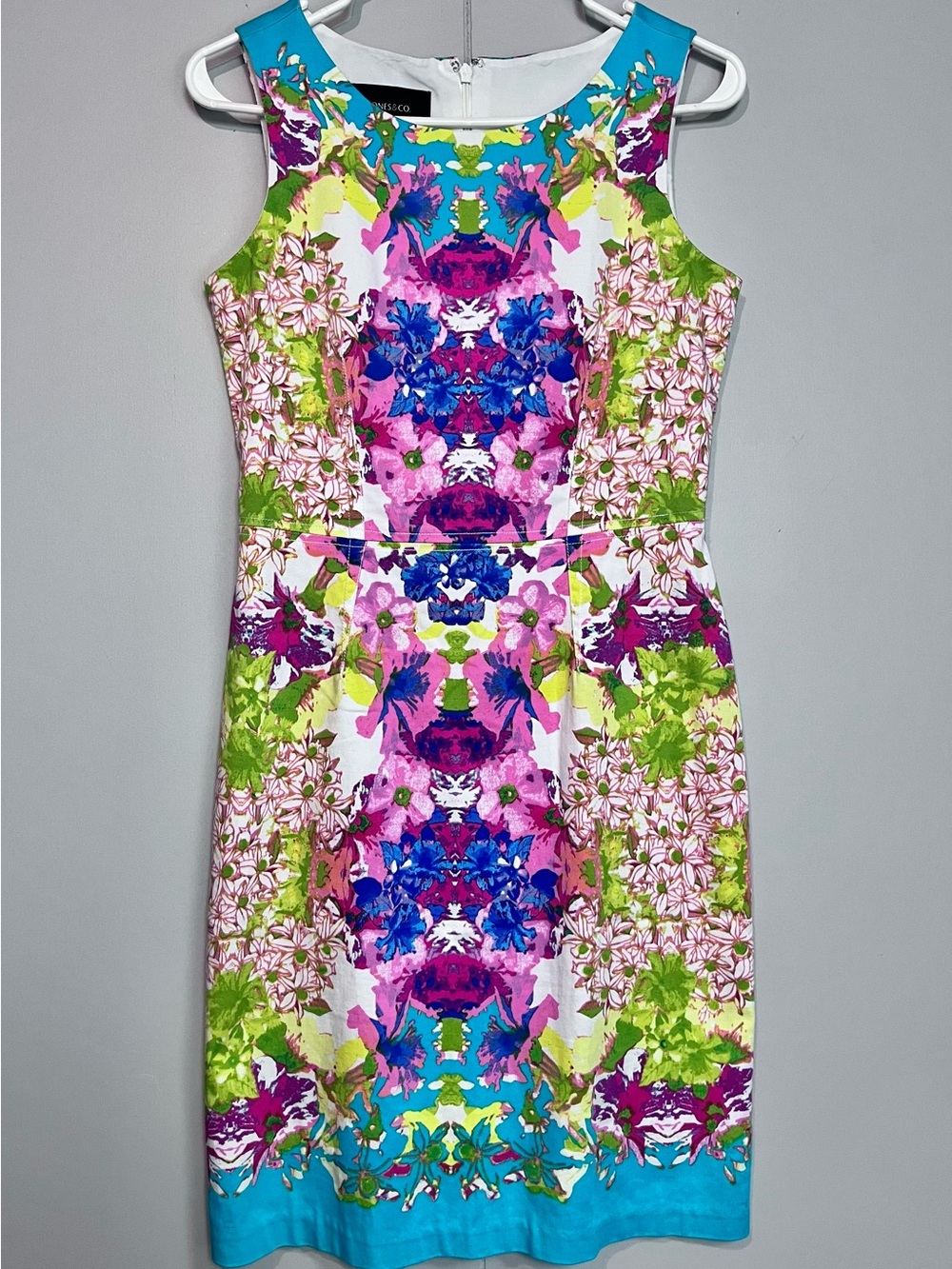 Jones & Co. Size 4 Multicolour Floral Fit & Flare Dress